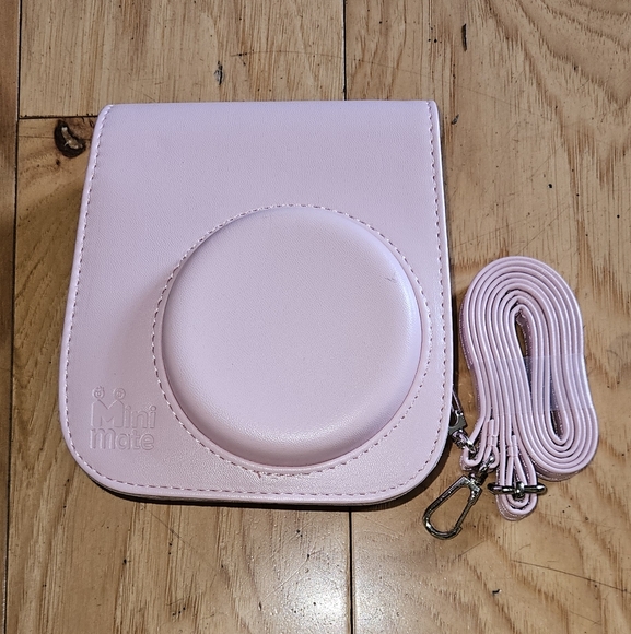 Fujifilm Instax Mini Pink Camera Case with Film - Picture 5 of 5